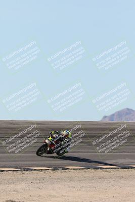 media/Jan-15-2026-Racers Edge (Thu) [[dfebeb70ab]]/3-B Group/Session 2 (Bowl Exit)/